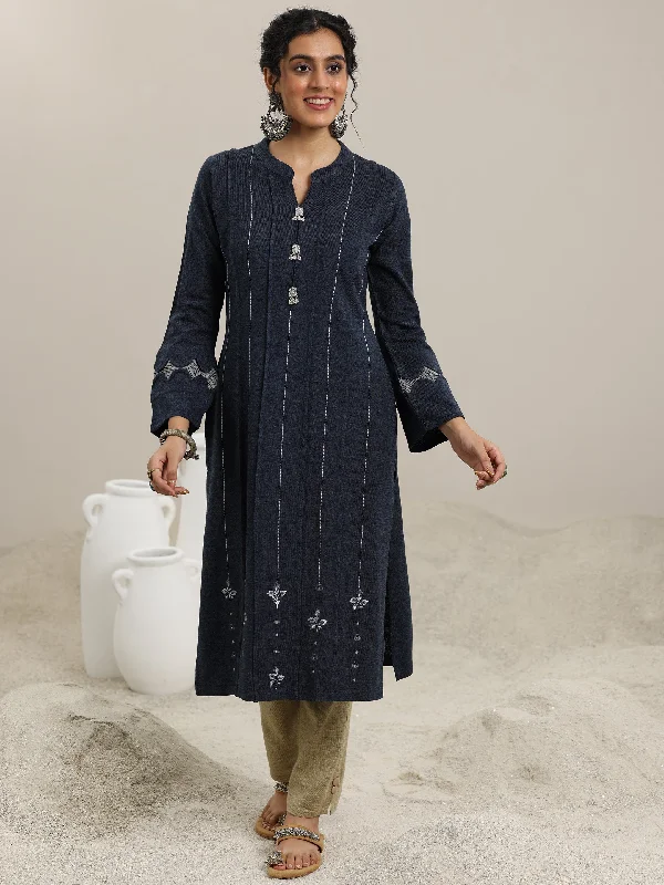 Grey Embroidered Wool Straight Kurta